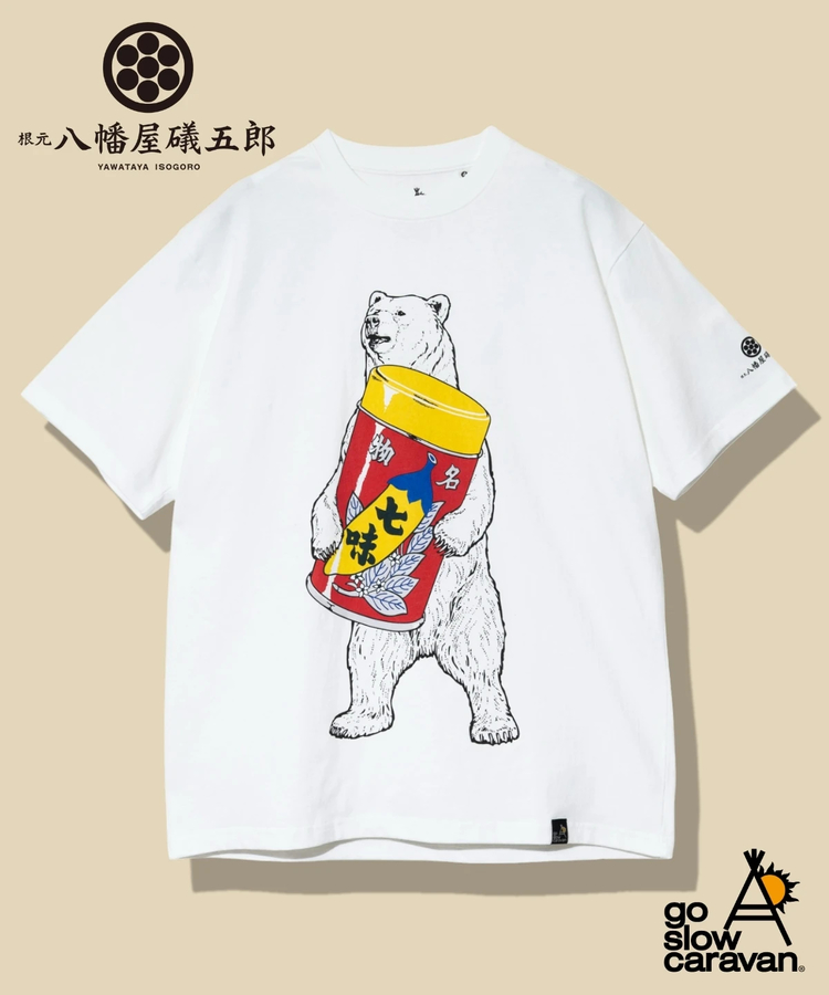 go slow caravan(ゴースローキャラバン) |【八幡屋磯五郎×go slow caravan】 七味クマ S/SクマTEE (MENS)