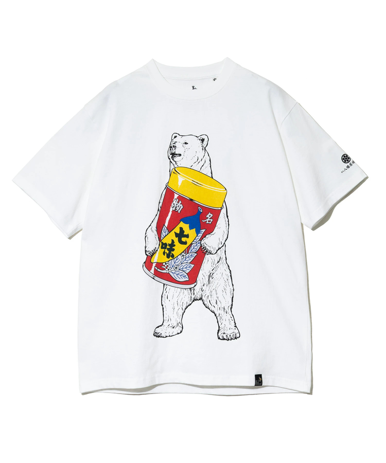 go slow caravan(ゴースローキャラバン) |【八幡屋磯五郎×go slow caravan】 七味クマ S/SクマTEE (MENS)