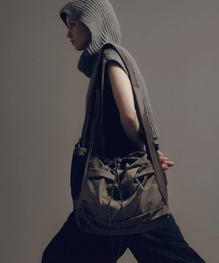 go slow caravan(ゴースローキャラバン) |F/CE./エフシーイー TEXTURED TWILL FUROSHIKI WAY SHOULDER 16L
