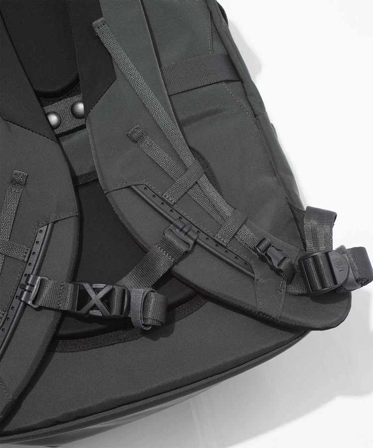 go slow caravan(ゴースローキャラバン) |F/CE./エフシーイー 420 re/cor TACTICAL BP 32L