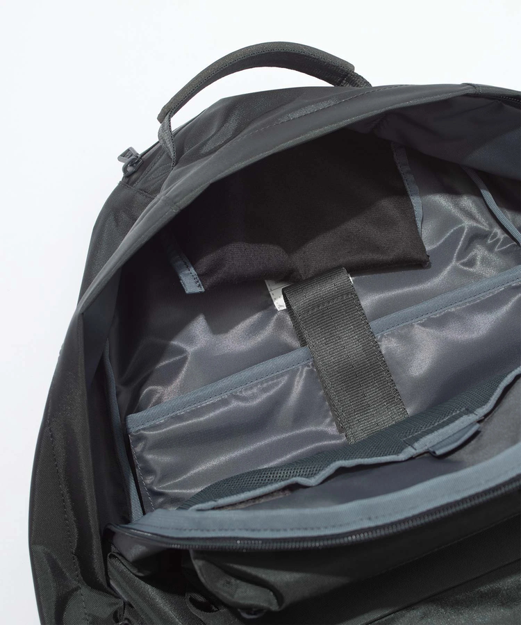 go slow caravan(ゴースローキャラバン) |F/CE./エフシーイー 420 re/cor TECHNICAL DAY PACK 24L