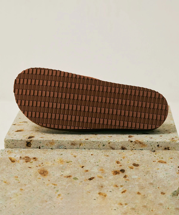 go slow caravan(ゴースローキャラバン) |SHAKA/シャカ MOC MULE TASSEL COWHAIR (WOMENS)