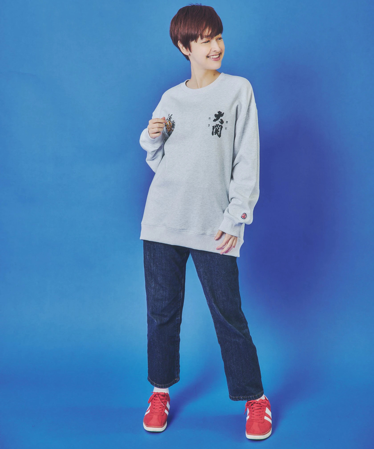 go slow caravan(ゴースローキャラバン) |YOIDORE/酔いどれ 大関はこのさけコラボ クルーネックスウェット (MENS) 