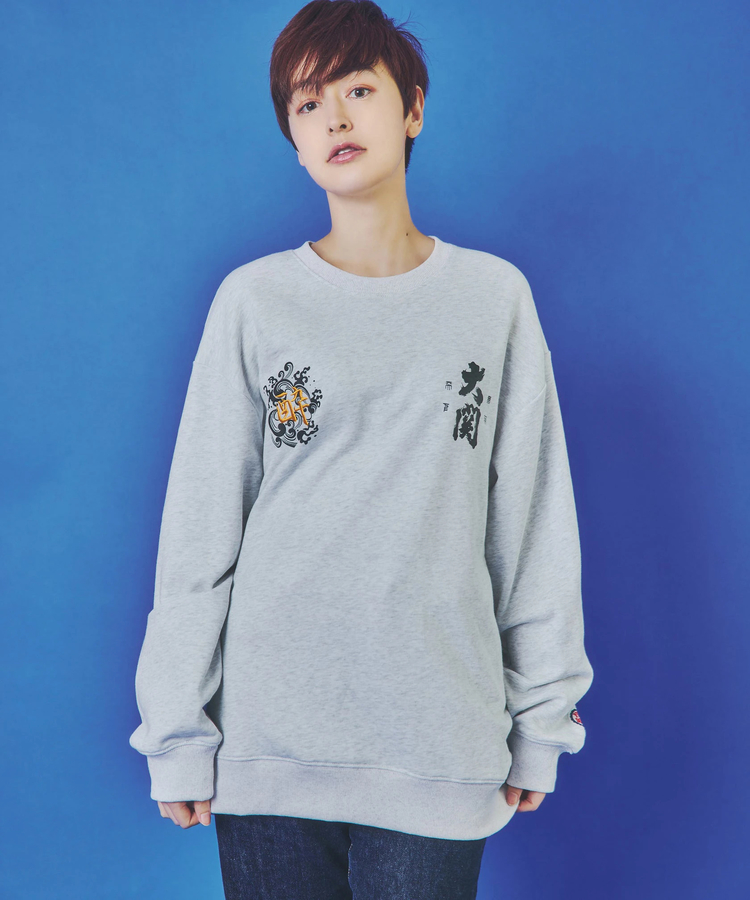 go slow caravan(ゴースローキャラバン) |YOIDORE/酔いどれ 大関はこのさけコラボ クルーネックスウェット (MENS) 