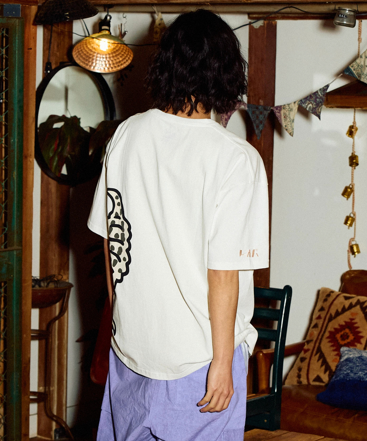 go slow caravan(ゴースローキャラバン) |USA/C レオパードゲッコー IMPACT ゆったり TEE (MENS)