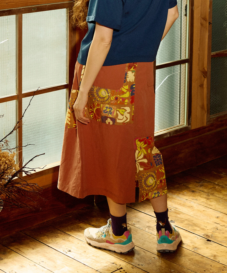 go slow caravan(ゴースローキャラバン) |タイプライタープリント切替スカート (WOMENS)