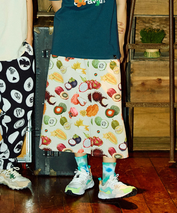 go slow caravan(ゴースローキャラバン) |ストレッチサッカー総柄スカート (WOMENS)