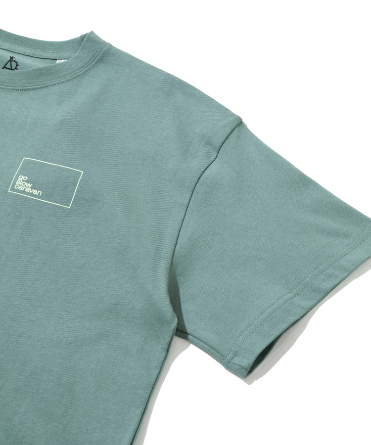 go slow caravan(ゴースローキャラバン) |USA/C スクエアLOGOバックプリントミドルTEE (WOMENS)