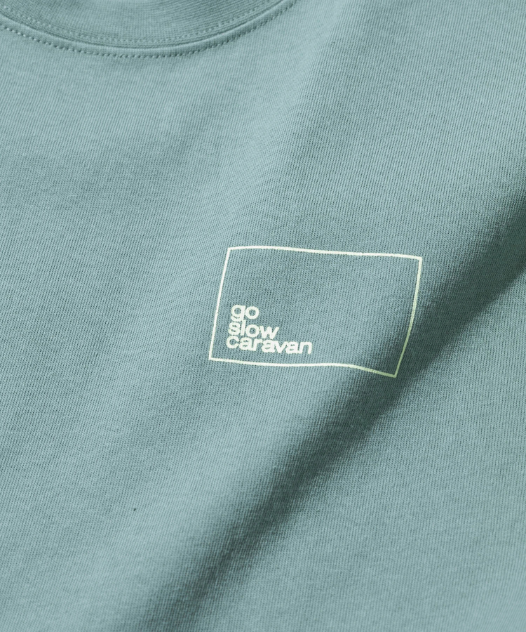 go slow caravan(ゴースローキャラバン) |USA/C スクエアLOGOバックプリントミドルTEE (WOMENS)