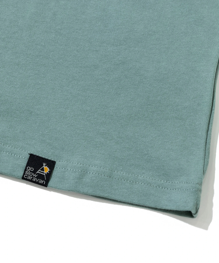 go slow caravan(ゴースローキャラバン) |USA/C スクエアLOGOバックプリントミドルTEE (WOMENS)