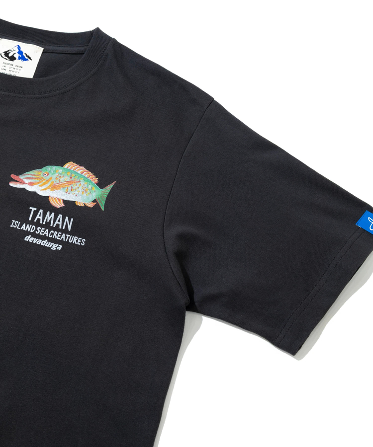 go slow caravan(ゴースローキャラバン) |devadurga/デヴァドゥルガ TAMAN TEE (MENS)