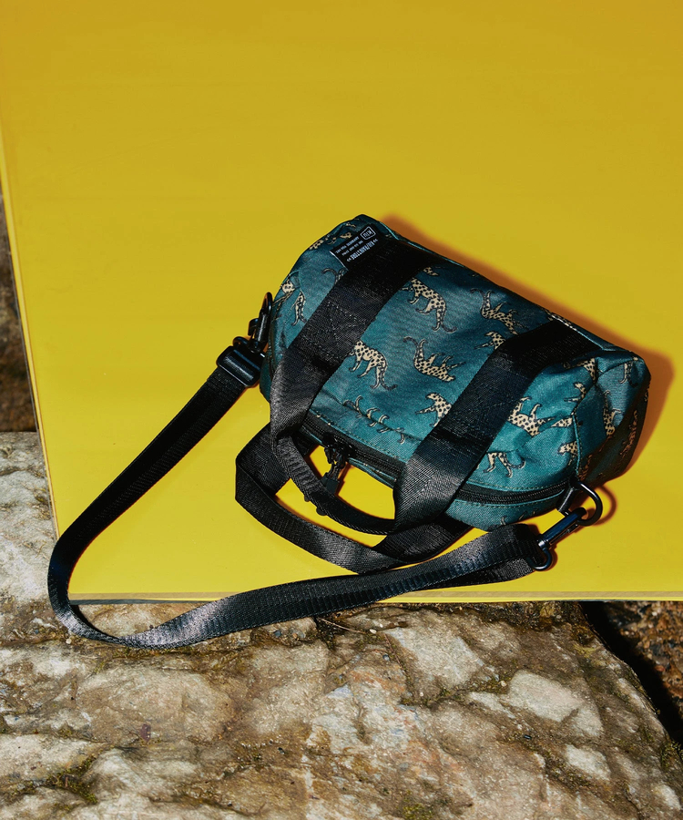 go slow caravan(ゴースローキャラバン) |KiU/キウ 600D MINI BOSTON BAG