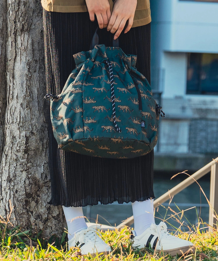 go slow caravan(ゴースローキャラバン) |KiU/キウ MULTI WAY DRAWSTRING BAG