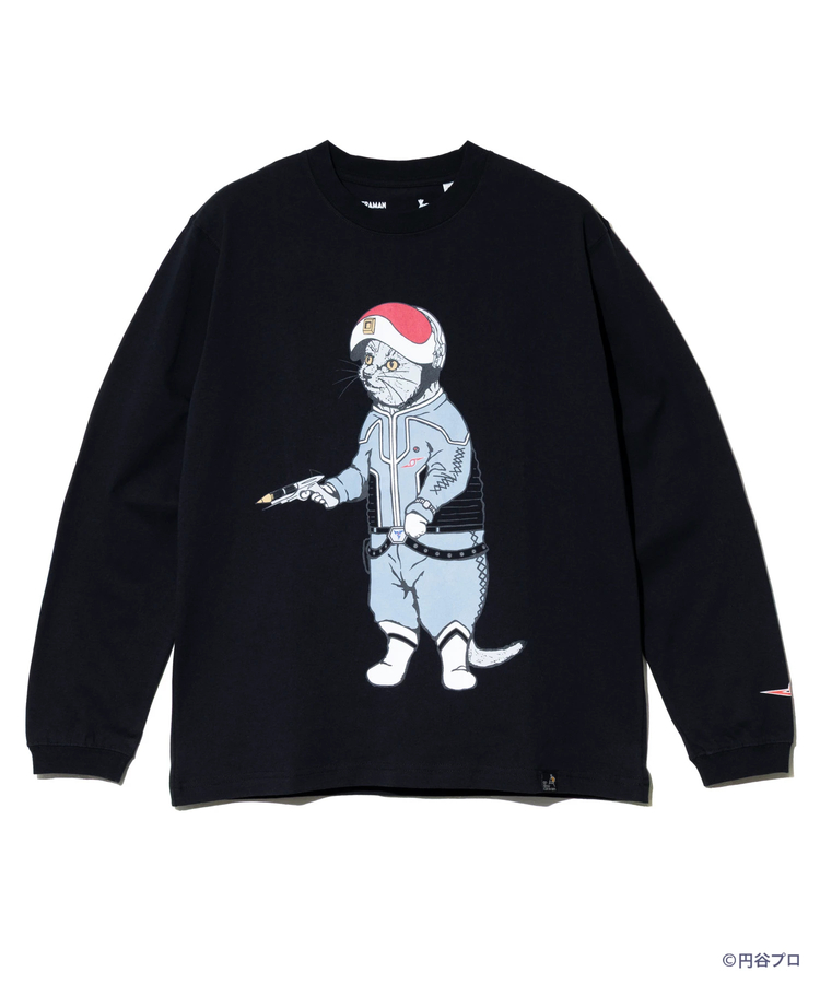 go slow caravan(ゴースローキャラバン) |【ウルトラマン×go slow caravan】USA/C 隊員猫ロングスリーブTEE (MENS)