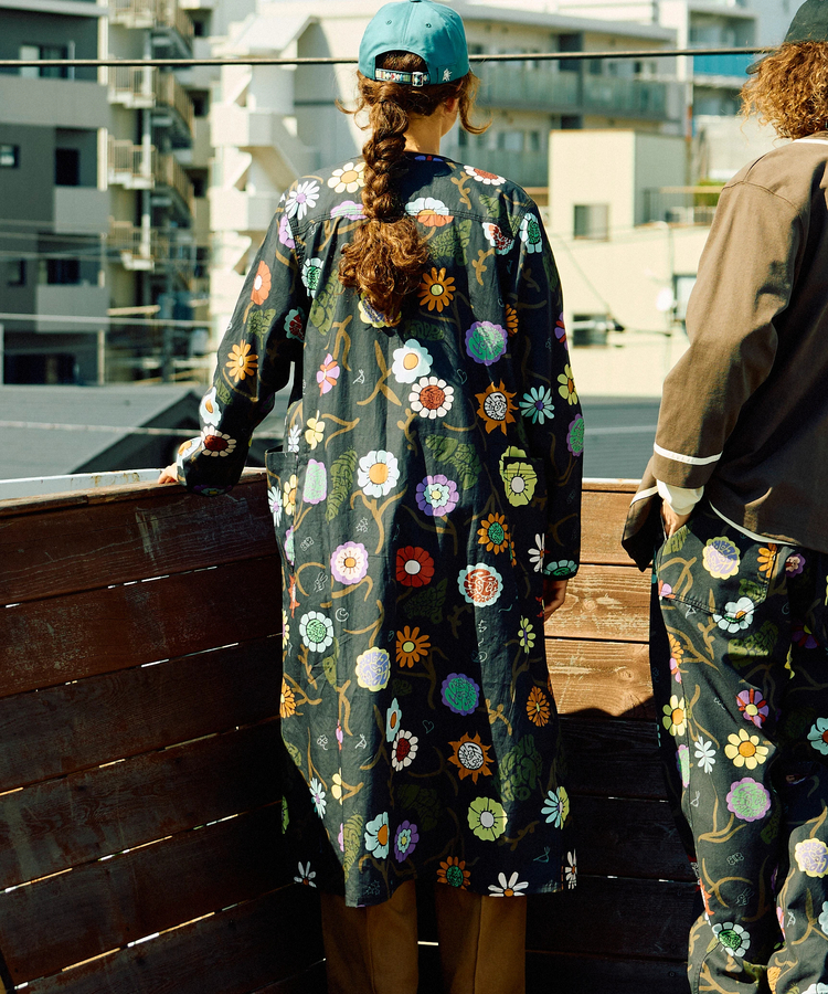 go slow caravan(ゴースローキャラバン) |オリジナル総柄Ptノーカラーロングシャツワンピース (WOMENS)