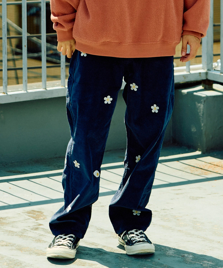 go slow caravan(ゴースローキャラバン) |ストレッチコーデュロイお花刺繍パンツ (MENS/WOMENS)