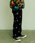 go slow caravan(ゴースローキャラバン) |【ウルトラマン×go slow caravan】ストレッチオックス 怪獣刺繍脇ポケパンツ (MENS)