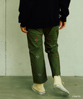 go slow caravan(ゴースローキャラバン) |【ウルトラマン×go slow caravan】ストレッチオックス 怪獣刺繍脇ポケパンツ (MENS)