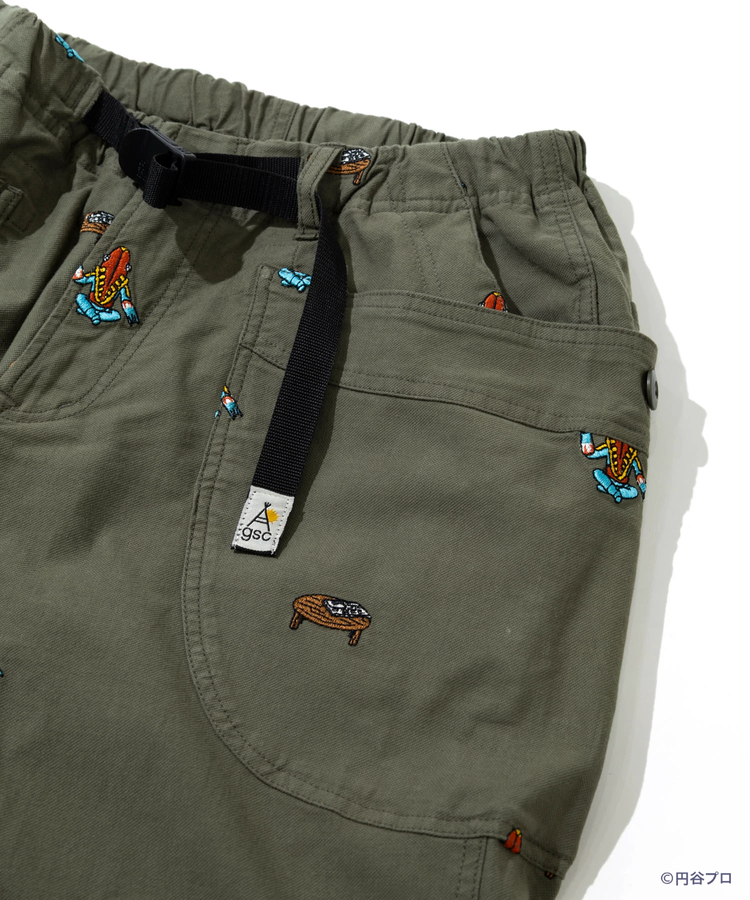 go slow caravan(ゴースローキャラバン) |【ウルトラマン×go slow caravan】ストレッチオックス 怪獣刺繍脇ポケパンツ (MENS)