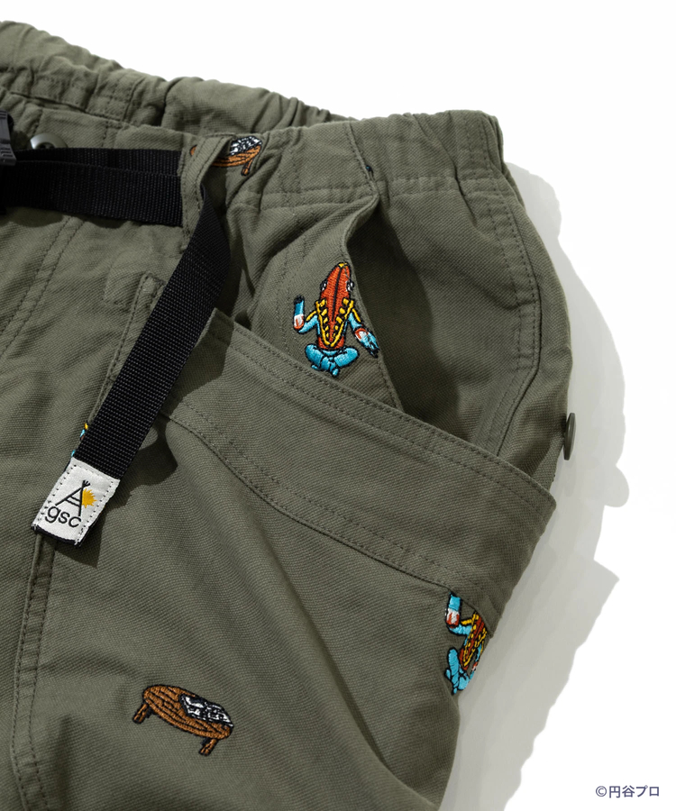 go slow caravan(ゴースローキャラバン) |【ウルトラマン×go slow caravan】ストレッチオックス 怪獣刺繍脇ポケパンツ (MENS)