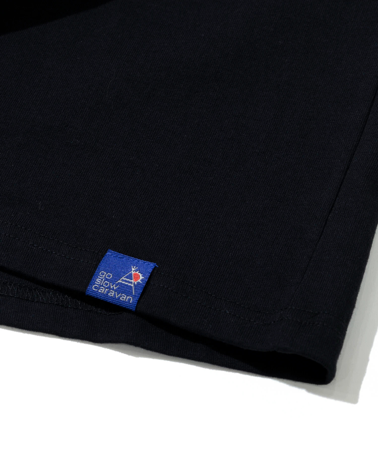 go slow caravan(ゴースローキャラバン) |【NISSAN × go slow caravan】USA/C RALLYメカニック猫Tシャツ (MENS)