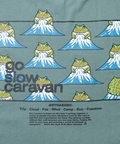 go slow caravan(ゴースローキャラバン) |USA/C スクエアLOGOバックプリントミドルTEE (WOMENS)
