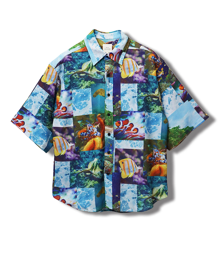CORISCO(コリスコ) |CORISCOカットサッカー総柄プリント半袖シャツ(MENS)(WOMENS)