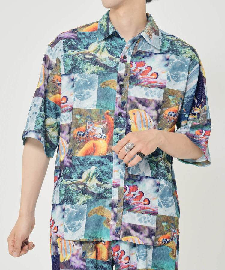 CORISCO(コリスコ) |CORISCOカットサッカー総柄プリント半袖シャツ(MENS)(WOMENS)