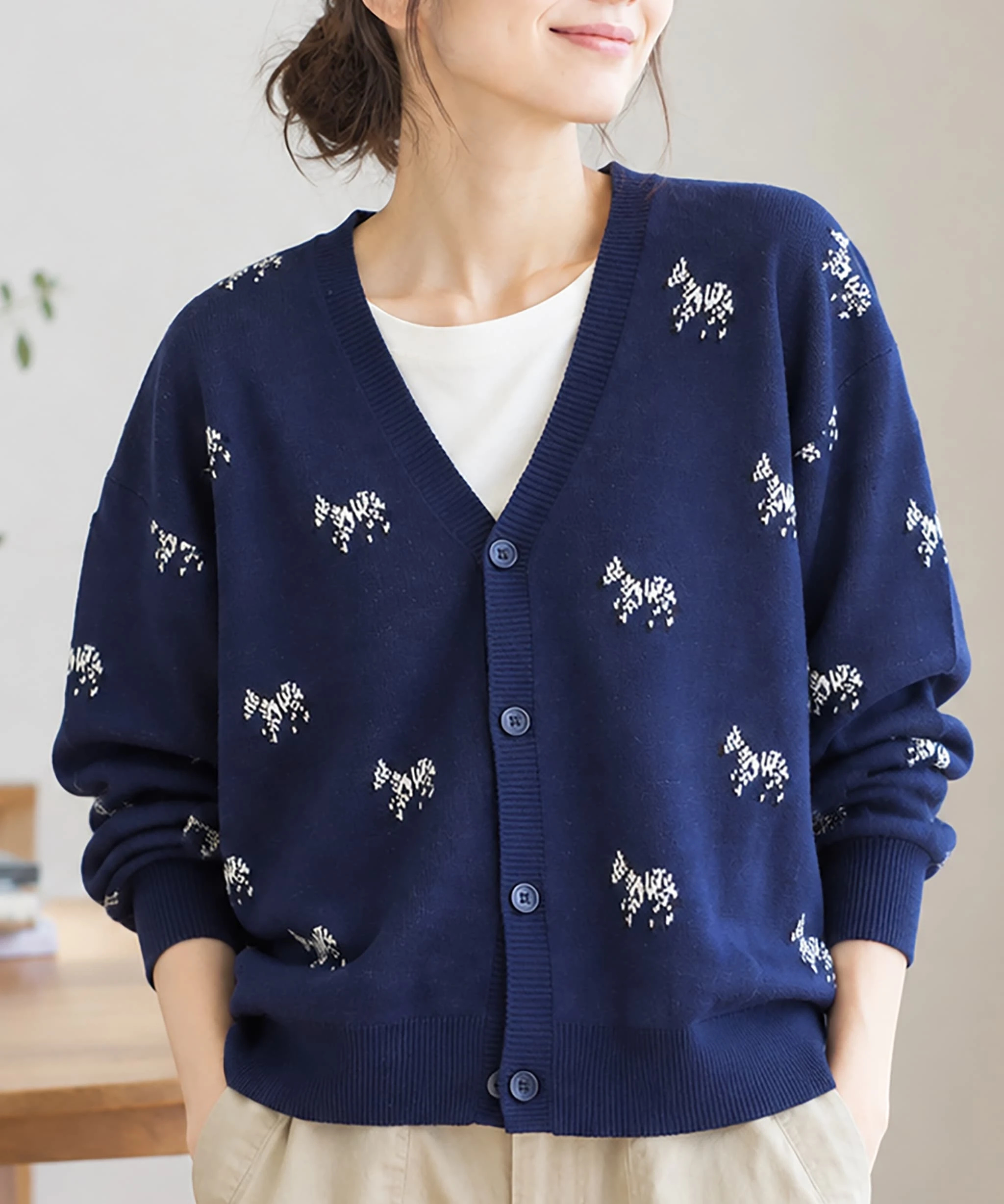 io comme io センソユニコ カフェ柄 ジャガードカーディガン 38 CORISCOアニマル柄ジャガードカーディガン(MENS/WOMENS)｜ファッション