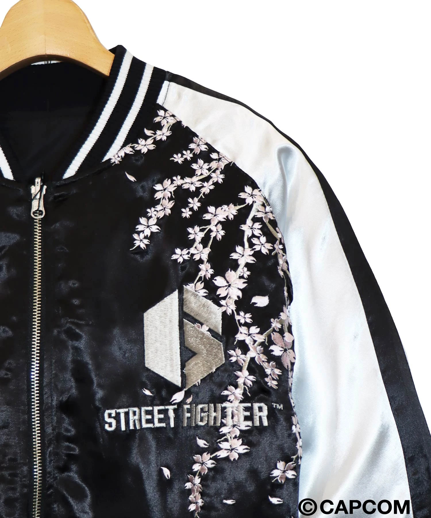 庄*人様 STREET FIGHTER JURI スカジャン Lサイズ ストリートファイター6 リバーシブルスカジャン「JURI」 サクラ